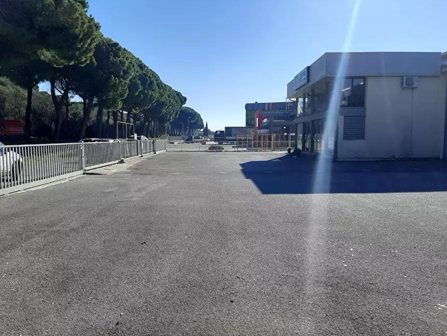 Immagine 16 di Attività artigianale in vendita  a Vicopisano