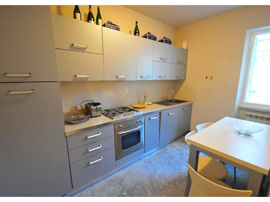 Immagine 5 di Appartamento in vendita  a Forte Dei Marmi