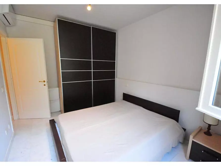 Immagine 15 di Appartamento in vendita  a Forte Dei Marmi