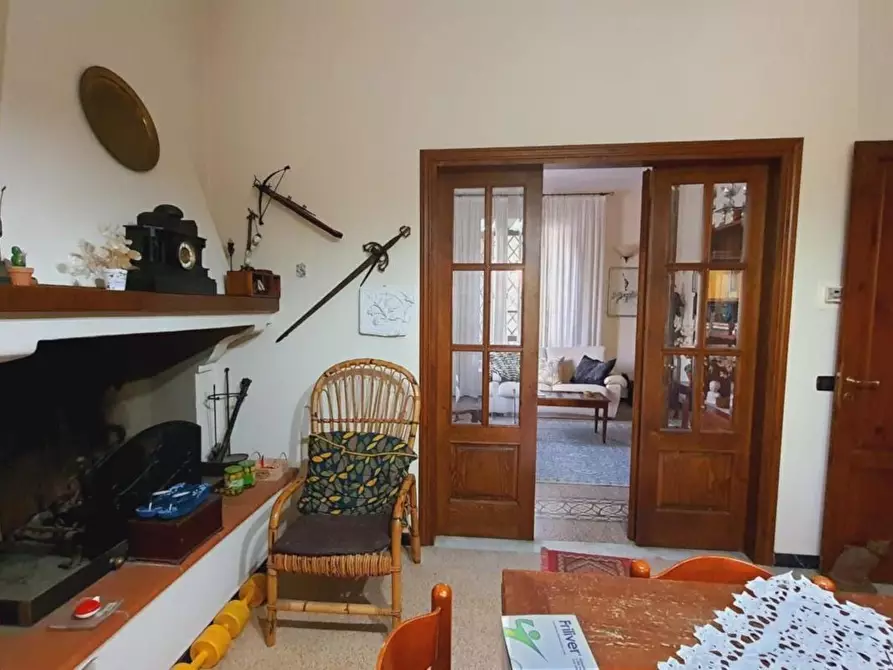 Immagine 19 di Villa in vendita  a Porcari