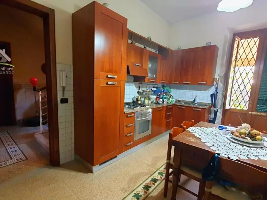 Immagine 18 di Villa in vendita  a Porcari