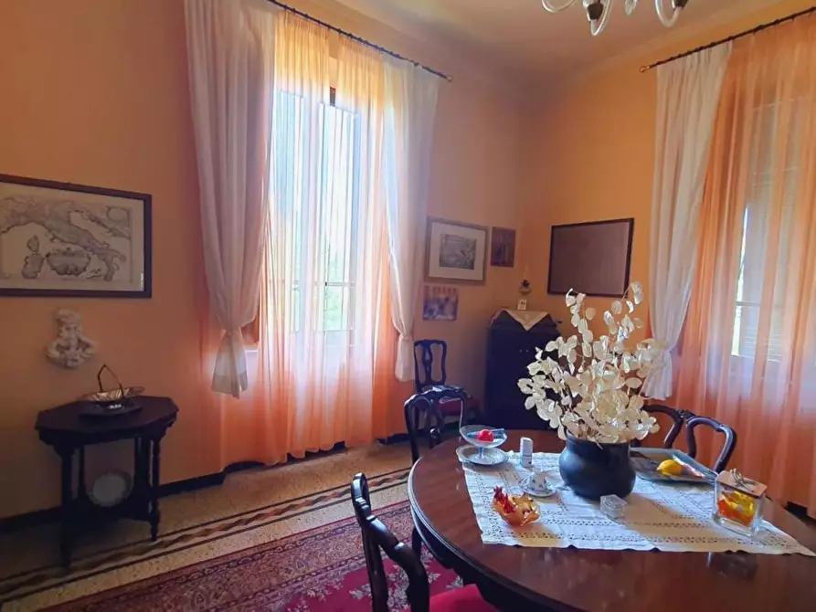 Immagine 15 di Villa in vendita  a Porcari