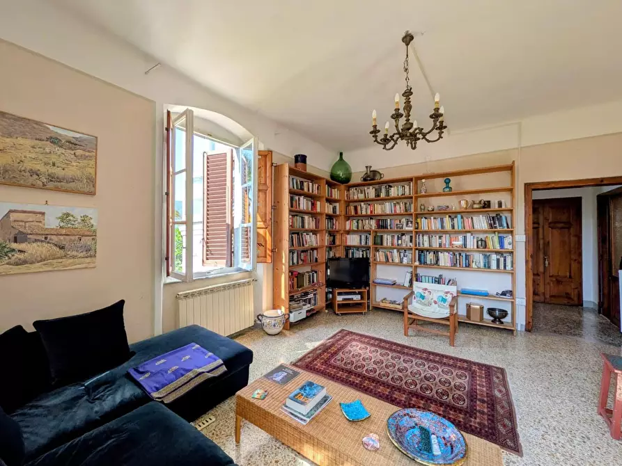 Immagine 23 di Casa indipendente in vendita  a Barga