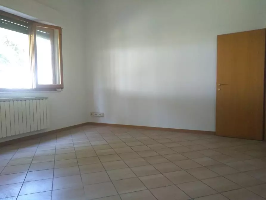 Immagine 2 di Appartamento in vendita  a Empoli