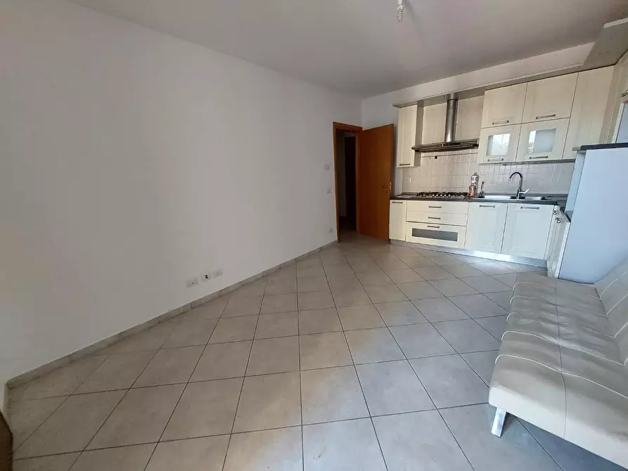 Immagine 3 di Appartamento in vendita  a Santa Maria A Monte