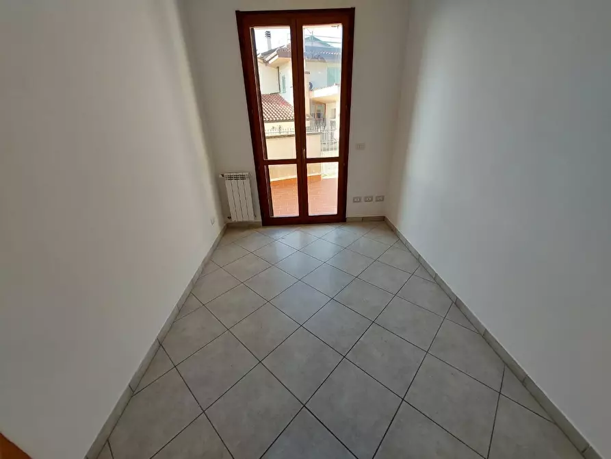 Immagine 11 di Appartamento in vendita  a Santa Maria A Monte