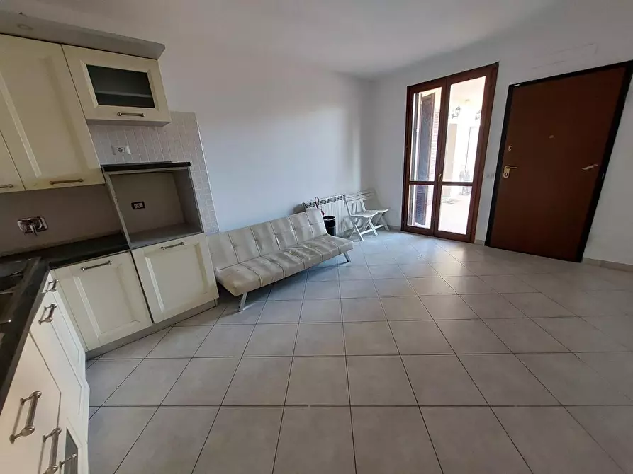 Immagine 2 di Appartamento in vendita  a Santa Maria A Monte