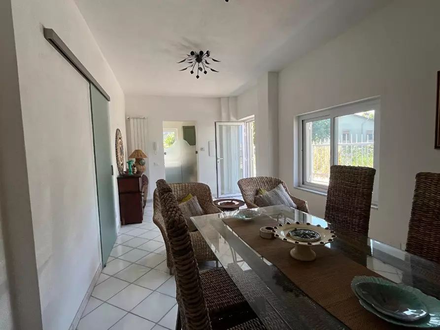 Immagine 8 di Casa indipendente in vendita  a Massa