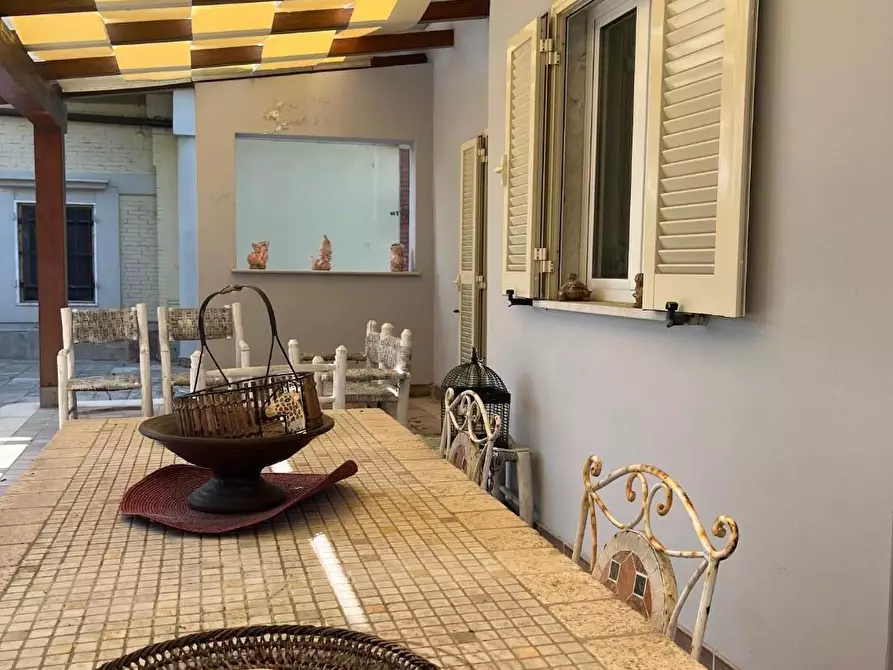 Immagine 20 di Casa indipendente in vendita  a Massa