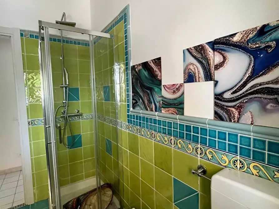 Immagine 17 di Casa indipendente in vendita  a Massa