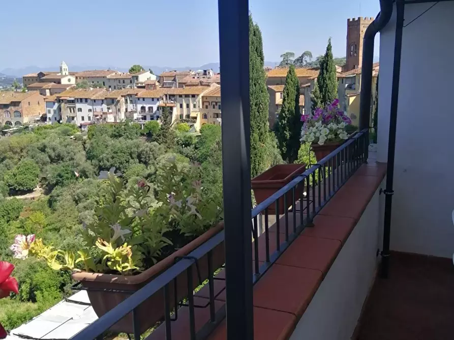 Immagine 38 di Appartamento in vendita  a Montopoli In Val D'arno