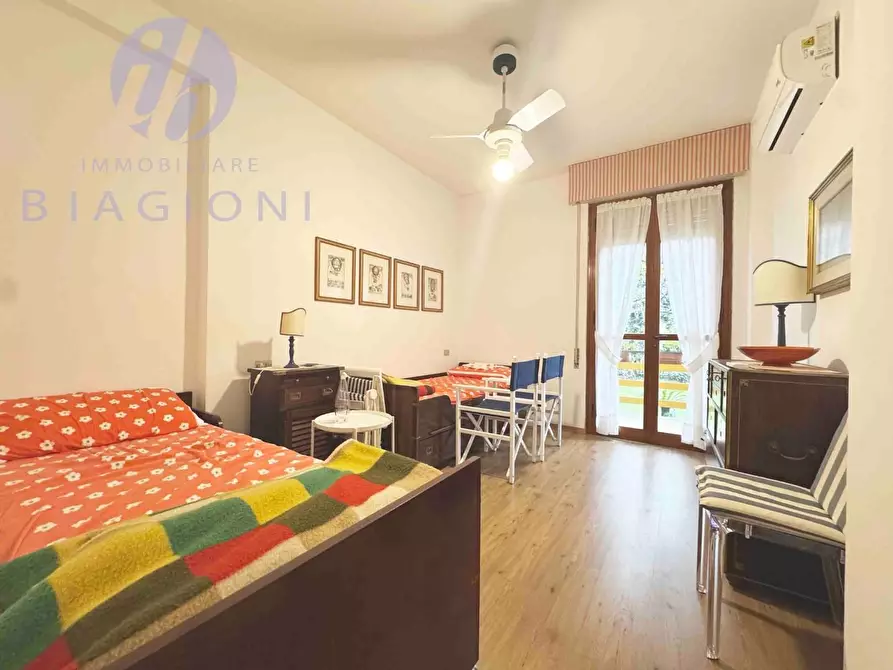 Immagine 20 di Appartamento in vendita  a Forte Dei Marmi