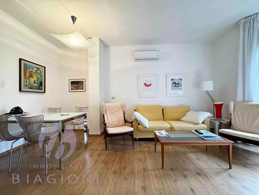 Immagine 4 di Appartamento in vendita  a Forte Dei Marmi