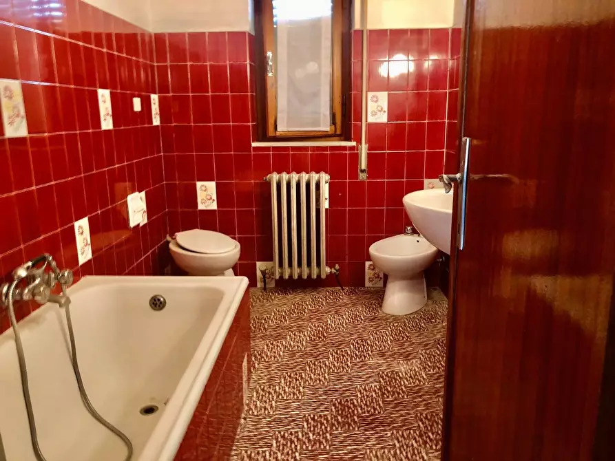 Immagine 11 di Appartamento in vendita  a Capannori