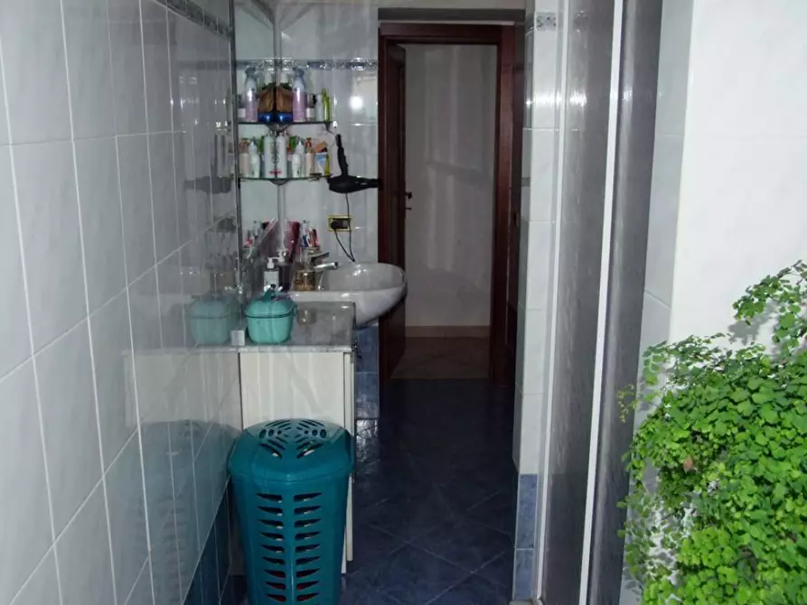 Immagine 15 di Casa colonica in vendita  a Rufina