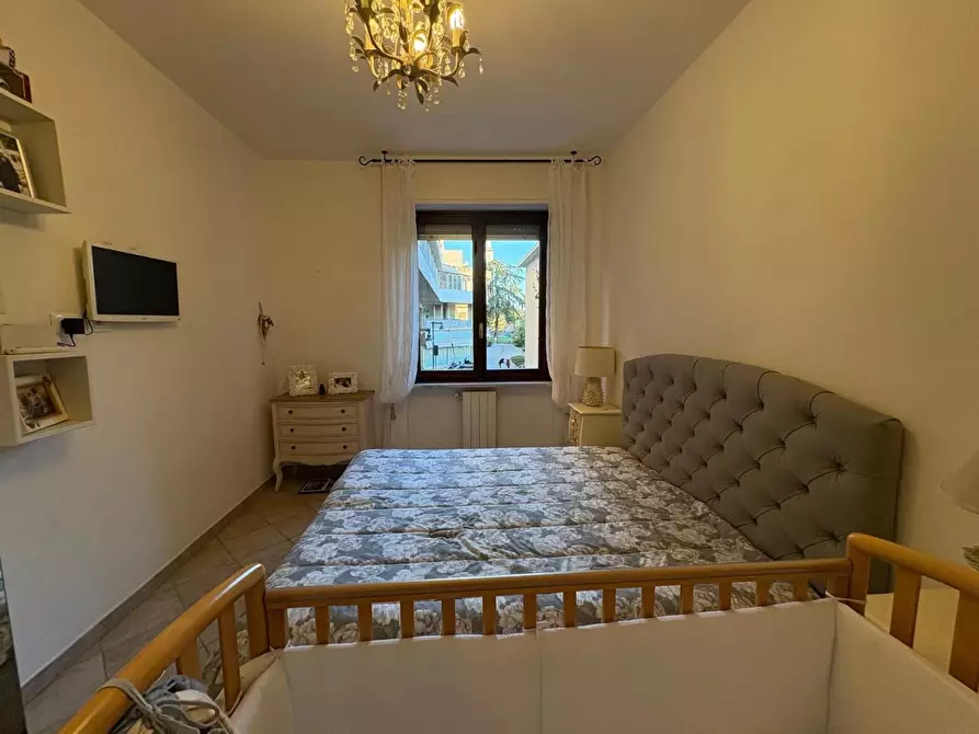 Immagine 9 di Appartamento in vendita  a Massa