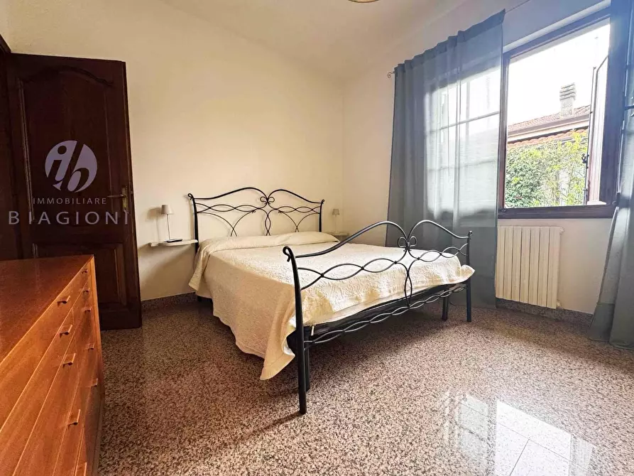 Immagine 21 di Casa indipendente in vendita  a Forte Dei Marmi