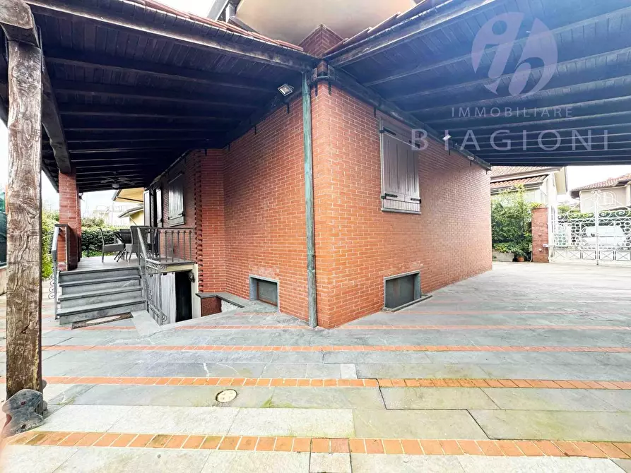 Immagine 7 di Casa indipendente in vendita  a Forte Dei Marmi