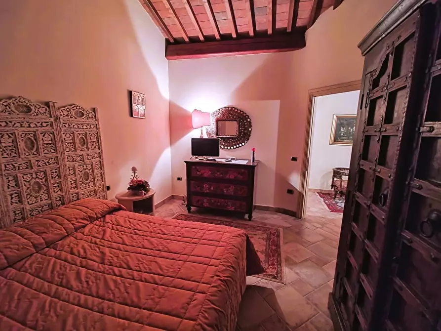 Immagine 22 di Casa colonica in vendita  a Palaia