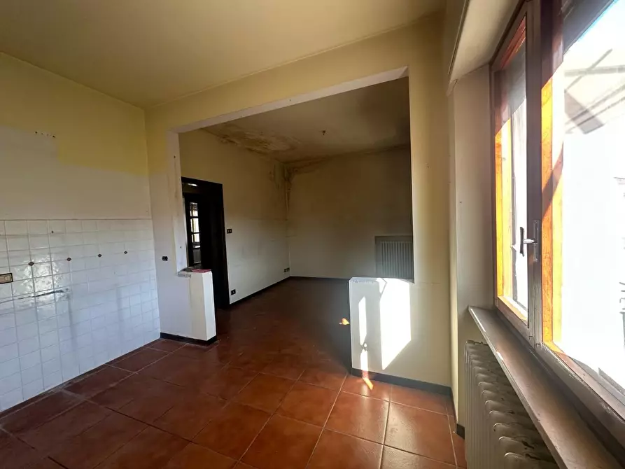 Immagine 7 di Villa in vendita  a Lucca