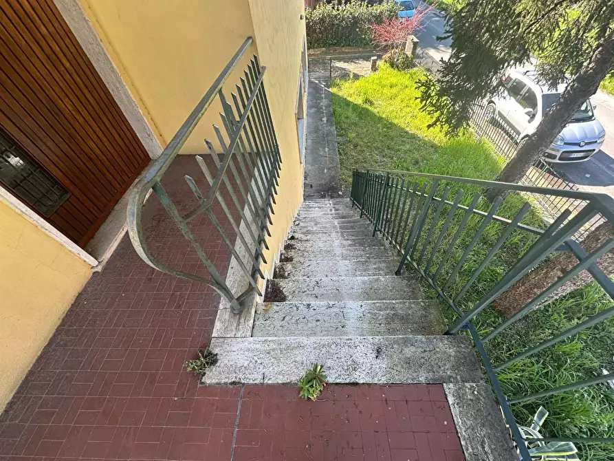 Immagine 15 di Villa in vendita  a Lucca