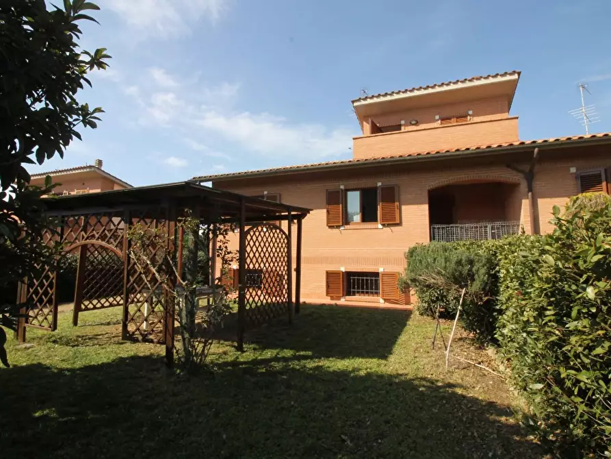 Immagine 25 di Appartamento in vendita  a Colle Di Val D'elsa