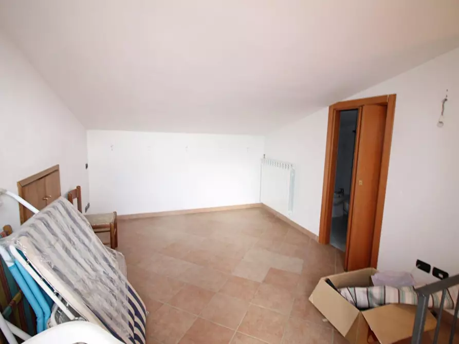 Immagine 21 di Appartamento in vendita  a Colle Di Val D'elsa