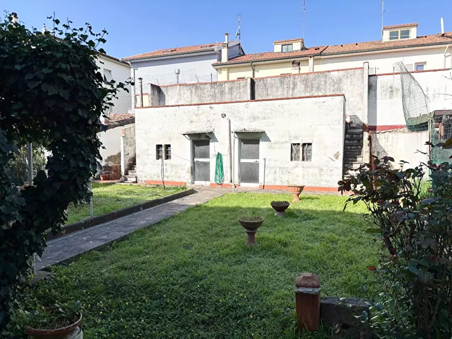 Immagine 42 di Terratetto in vendita  a Empoli