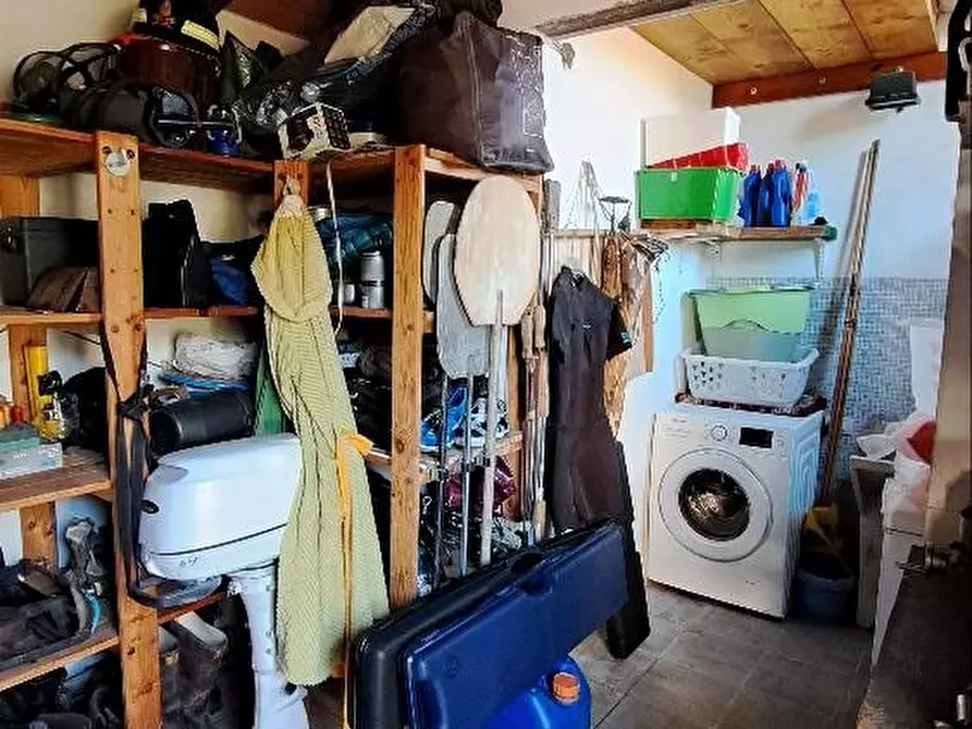 Immagine 36 di Villa in vendita  a Pisa