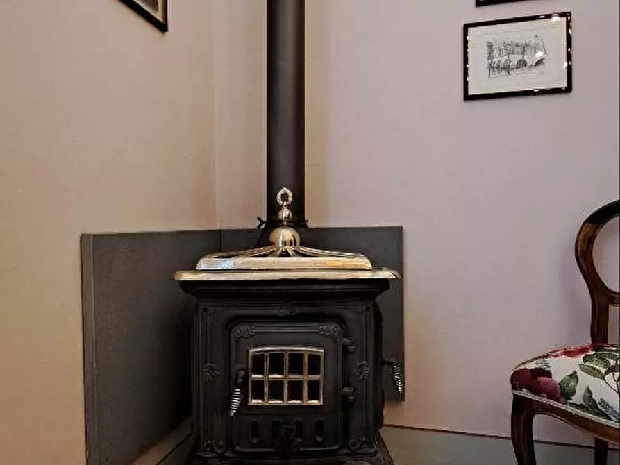 Immagine 8 di Villa in vendita  a Pisa