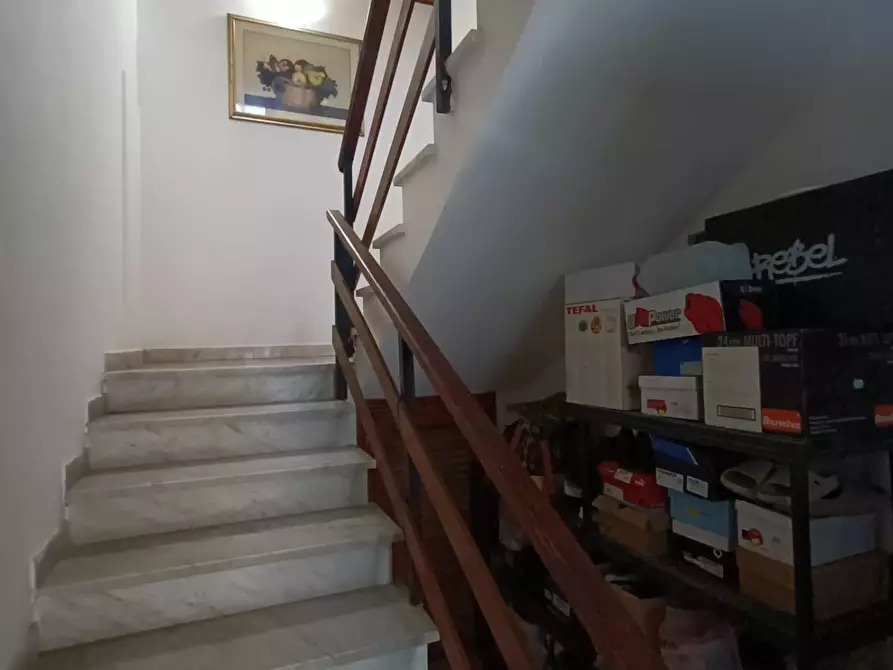 Immagine 15 di Casa semindipendente in vendita  a Carrara