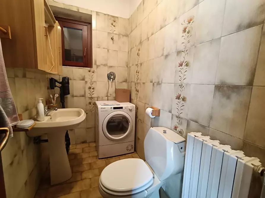 Immagine 22 di Casa semindipendente in vendita  a Carrara