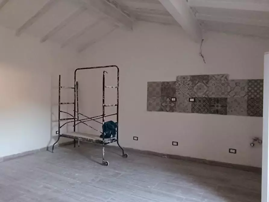 Immagine 1 di Appartamento in vendita  a Carrara
