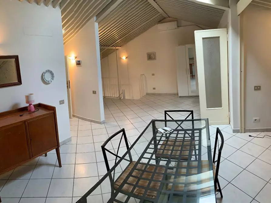 Immagine 5 di Appartamento in affitto  a Camaiore