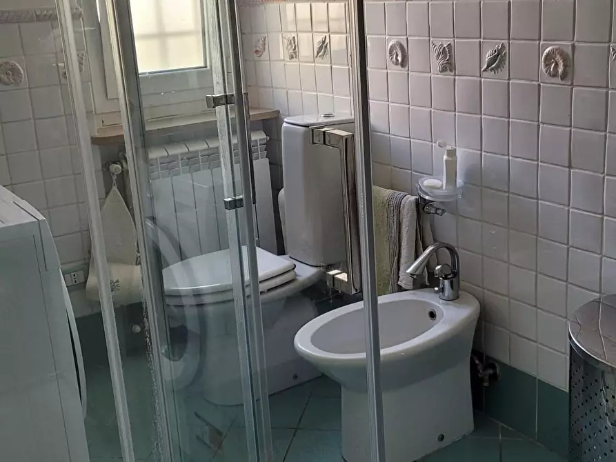 Immagine 30 di Casa bifamiliare in vendita  a Sarzana