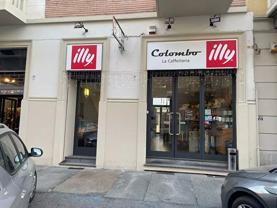 Immagine 1 di Bar / Ristorante in vendita  a Torino