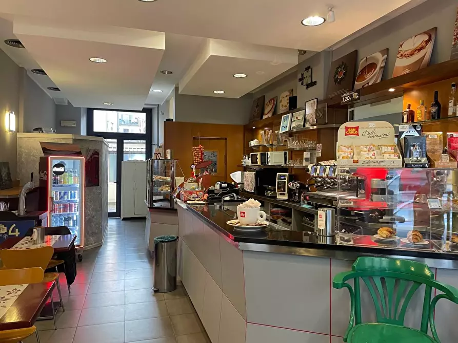Immagine 8 di Bar / Ristorante in vendita  a Torino