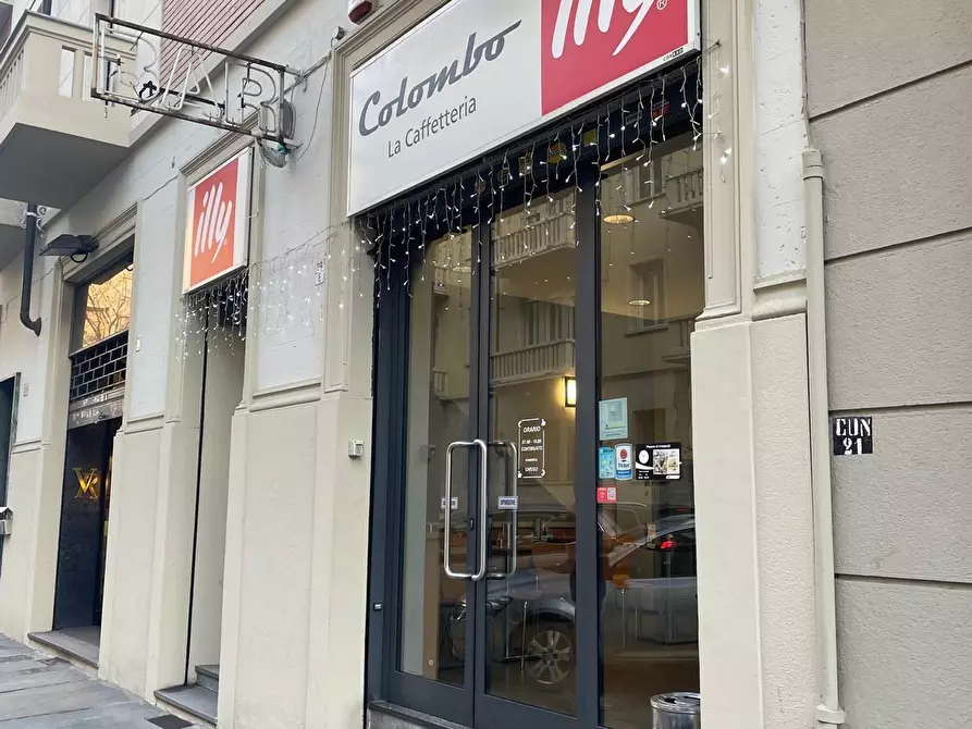 Immagine 2 di Bar / Ristorante in vendita  a Torino