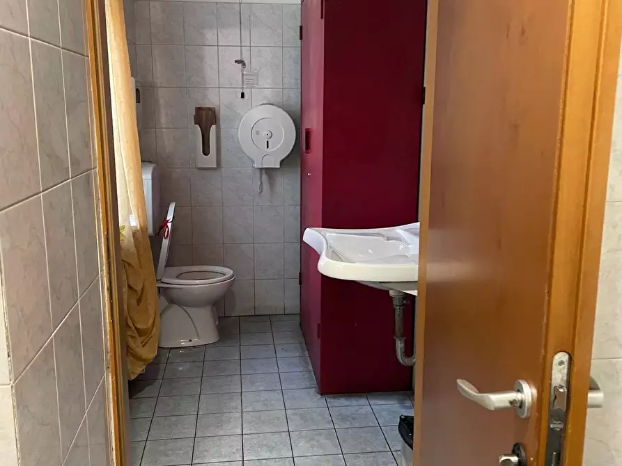 Immagine 18 di Bar / Ristorante in vendita  a Torino