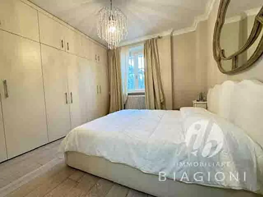Immagine 21 di Villa in vendita  a Forte Dei Marmi