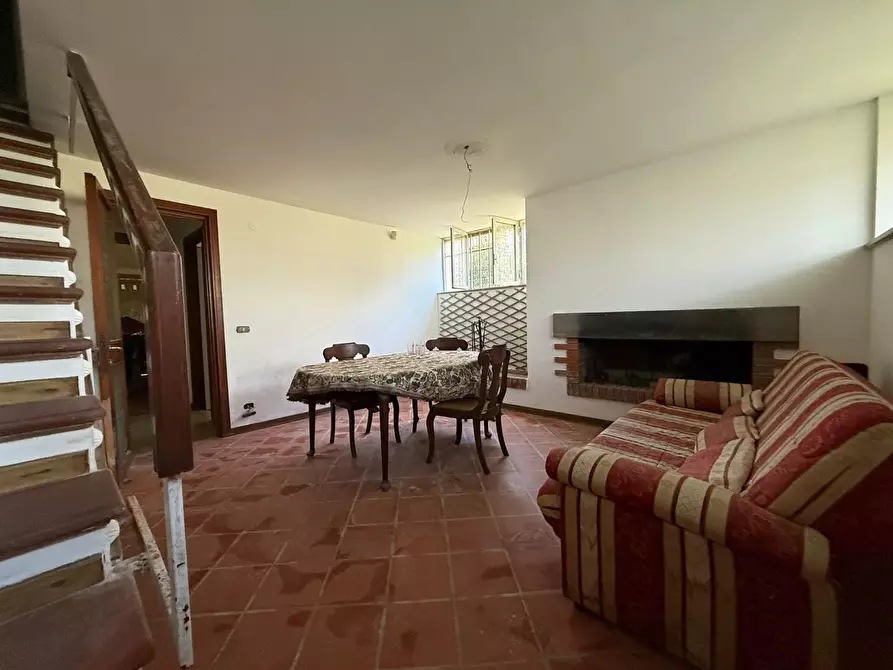 Immagine 14 di Appartamento in vendita  a Massa