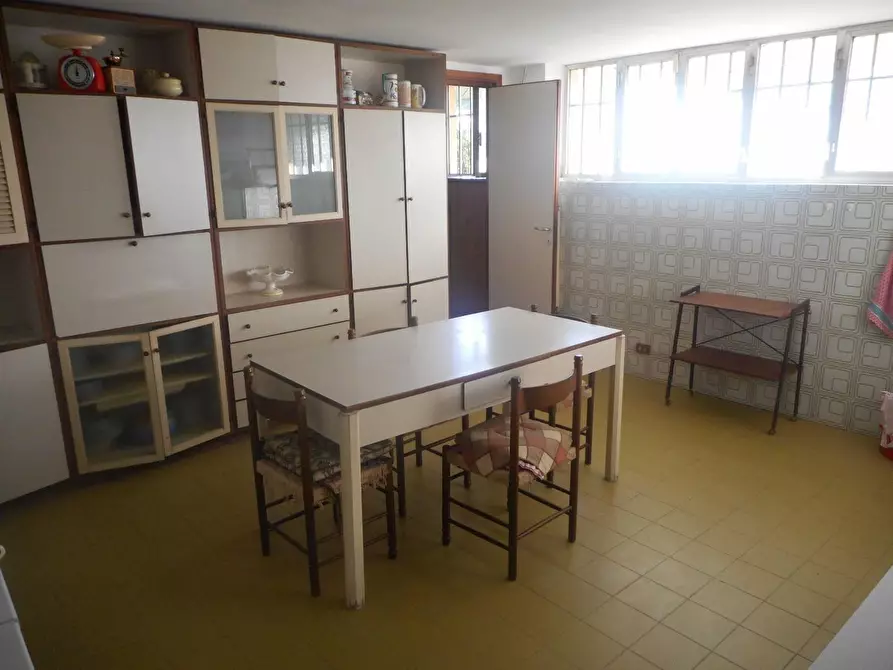 Immagine 14 di Appartamento in vendita  a Massa