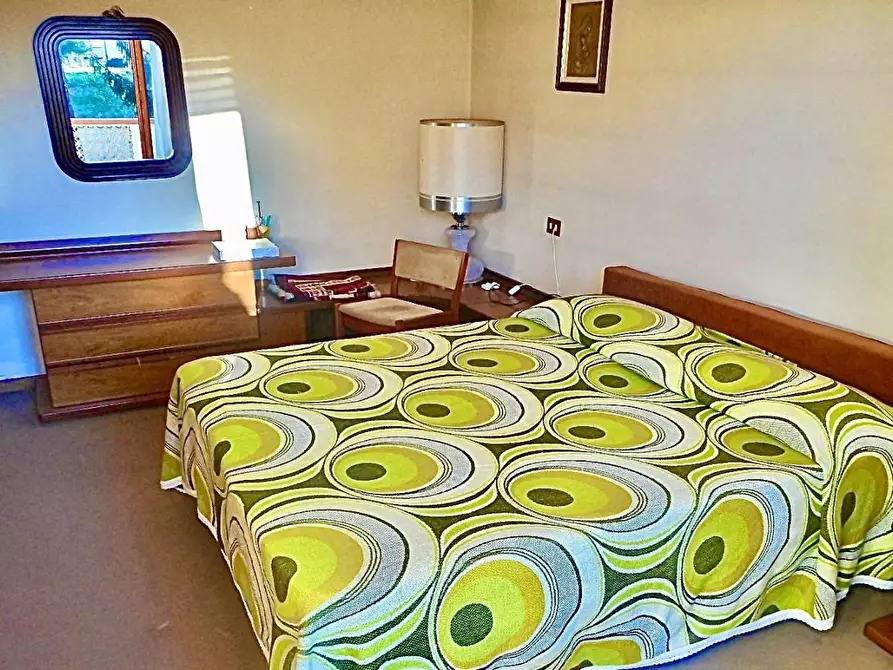 Immagine 8 di Appartamento in vendita  a Massa