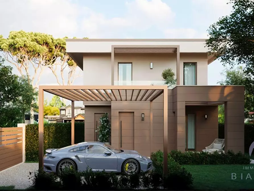 Immagine 4 di Casa indipendente in vendita  a Forte Dei Marmi