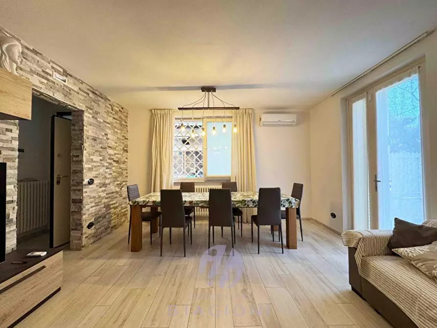 Immagine 9 di Casa bifamiliare in vendita  a Forte Dei Marmi