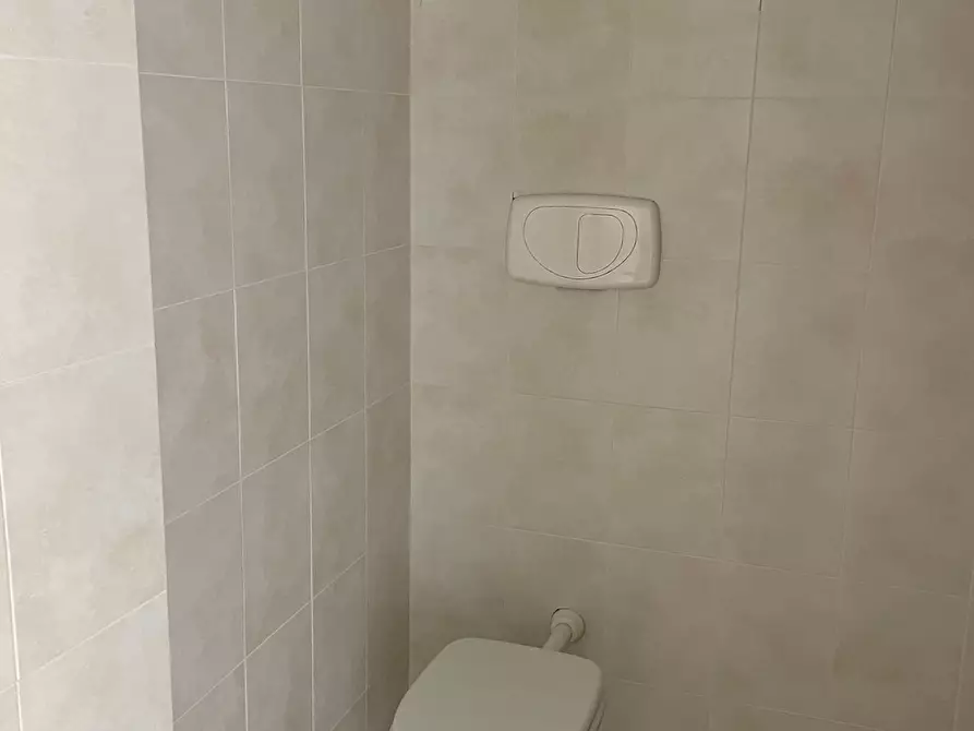 Immagine 9 di Ufficio in affitto  a San Miniato