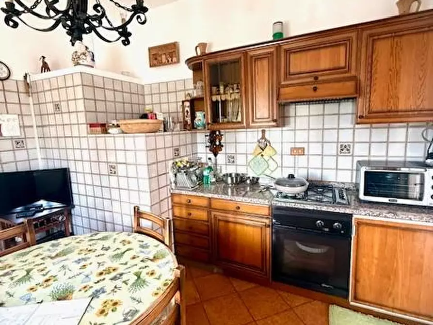 Immagine 11 di Casa semindipendente in vendita  a Camaiore