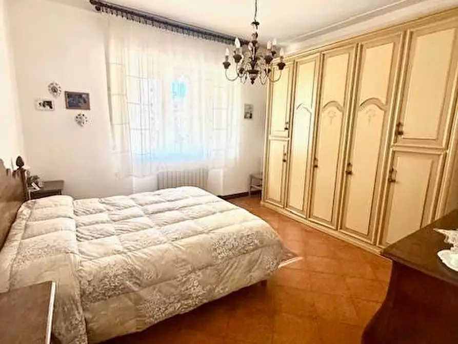 Immagine 4 di Casa semindipendente in vendita  a Camaiore