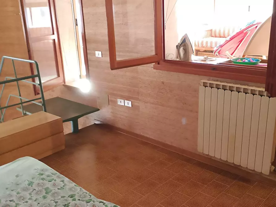 Immagine 29 di Mansarda in affitto  a Rosignano Marittimo