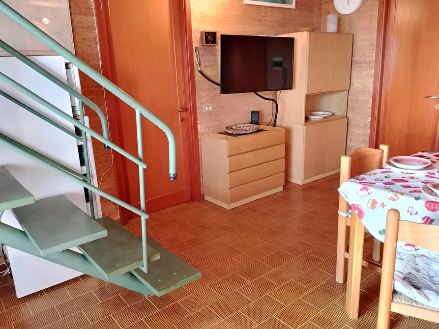 Immagine 5 di Mansarda in affitto  a Rosignano Marittimo